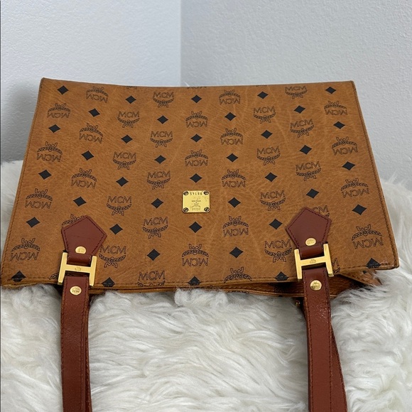 💯Authentic MCM Cognac Visetos Tote with Black Accents🍀 - Picture 6 of 14